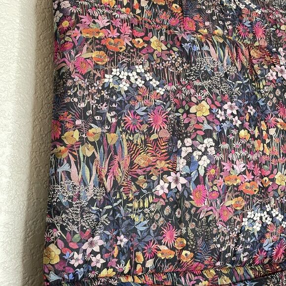 J Crew Liberty Floral Puffer Scarf Wrap Flowers Quilted Shawl New NWT - Picture 3 of 6